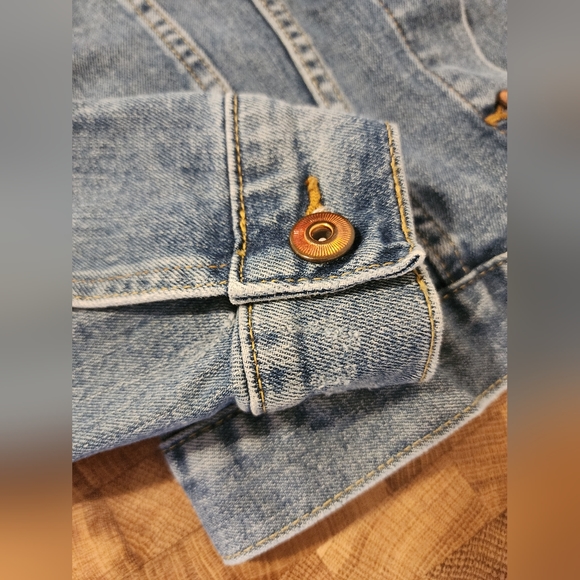 🍂🍁🍂Label of Graded Goods L.O.G.G Jean jacket size 8 H&M Denim🍁🍂🍁 - Picture 16 of 16